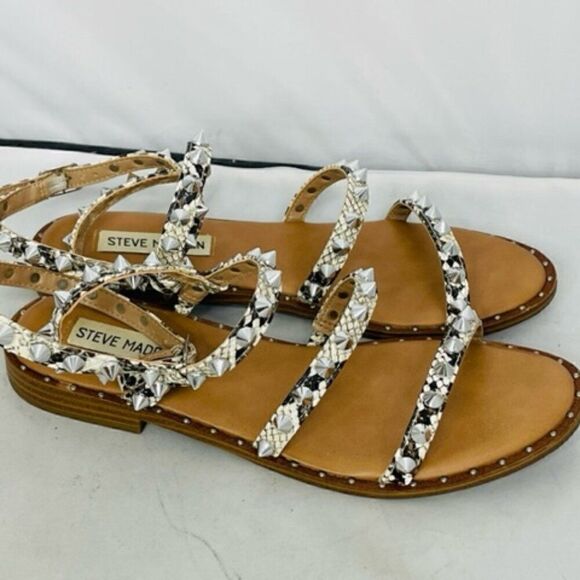 Steve Madden snakeskin Travel Rock Stud Flat Sandals Ankle Strap Size 6.5 Excell - Picture 4 of 7